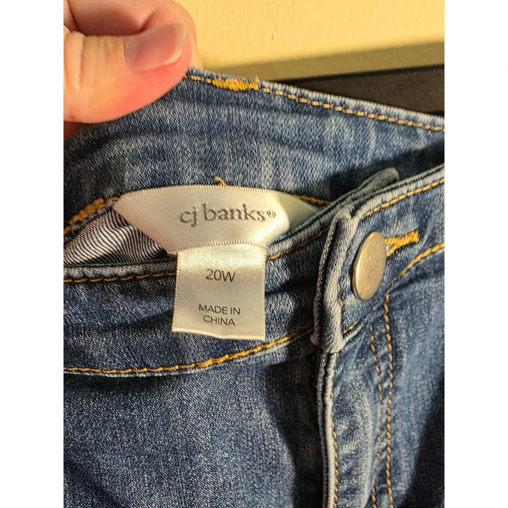 CJ Banks Women 20W Blue Denim Ankle Zip Cropped Jeans Plus Size Medium Wash - Picture 2 of 5